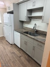 Building Photo - 4900 Biscayne Dr