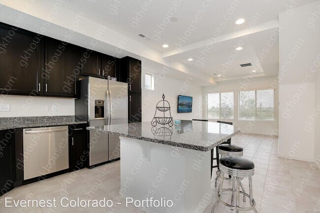 Foto del edificio - 3 br, 3 bath House - 4876 Halifax Court