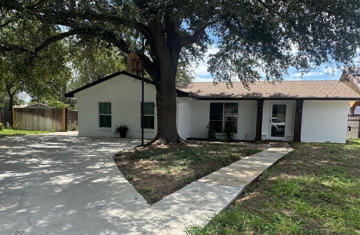 Foto principal - 304 Richmond Ct