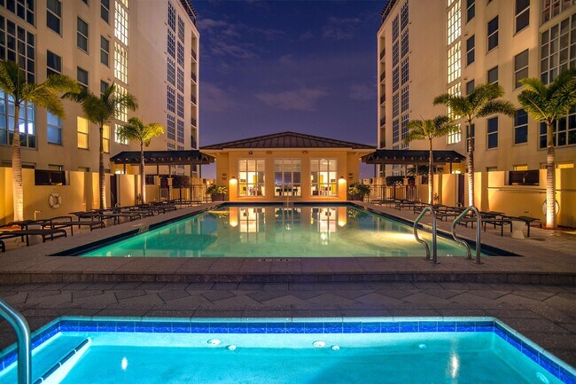 Pool - 1227 E Madison Street