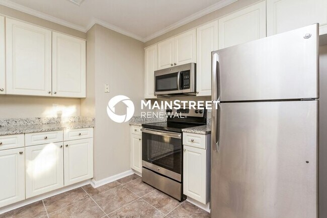 Foto del edificio - 3 Bedroom Pet-Friendly Home in Hampton, GA with Main Street Renewal