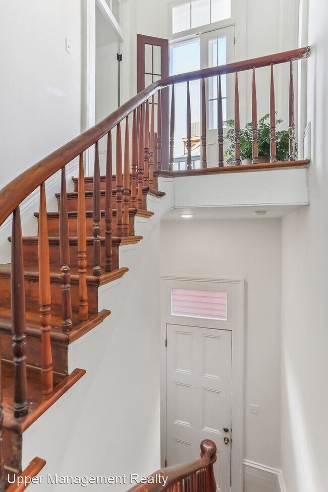 Building Photo - 1 br, 1 bath Apartment - 1828 Baronne Stre...