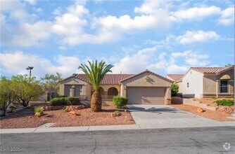 Building Photo - 2571 Thatcher Ave