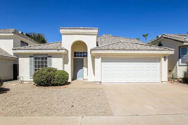 Building Photo - 1164 N Naples Dr