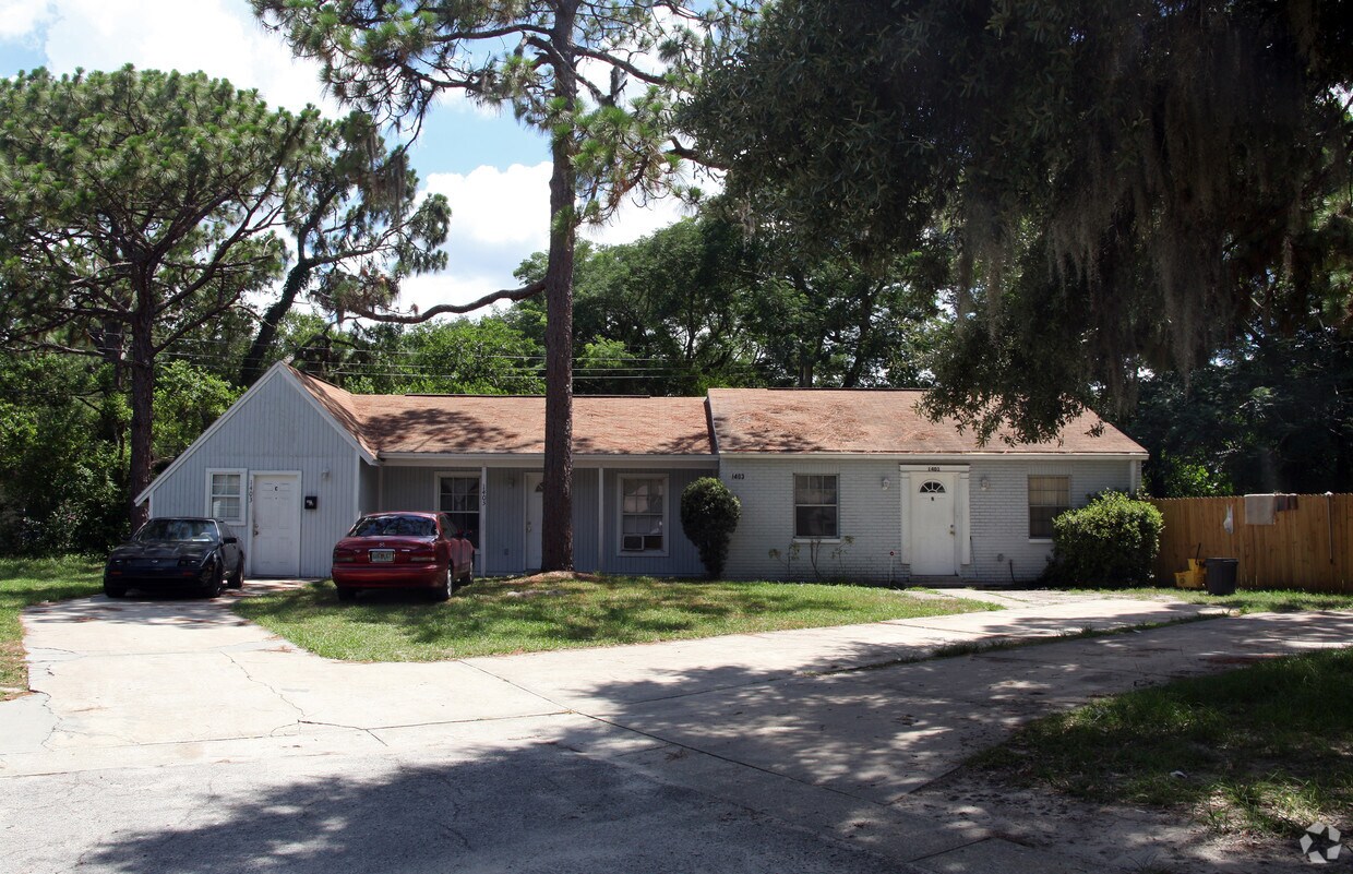 Primary Photo - 1403 College Park Ct