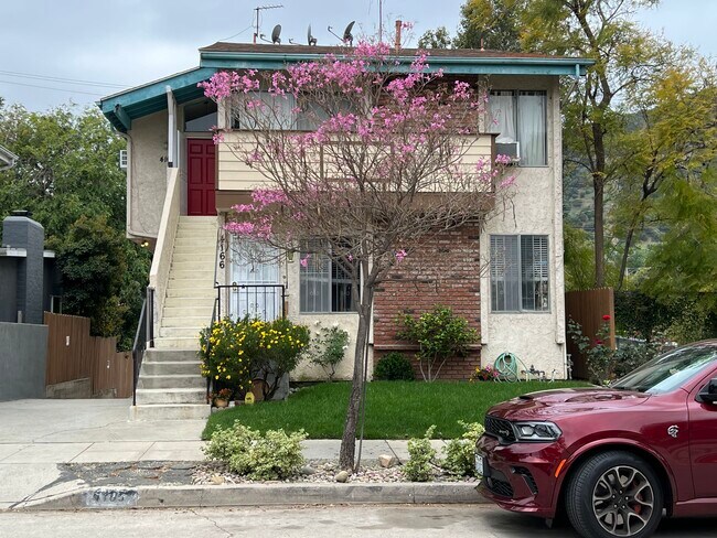 Vista desde el frente - 4166 Garden Ave