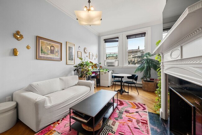 Foto del edificio - 165 Beacon St