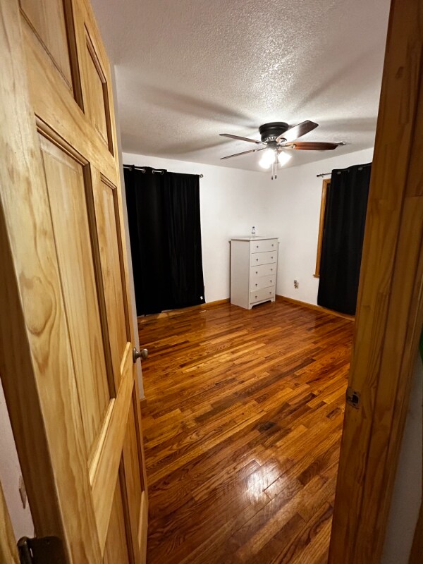 Foto del edificio - 4216 S Travis St