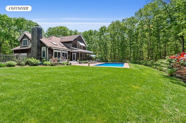 Building Photo - 21 Cove Neck Ln