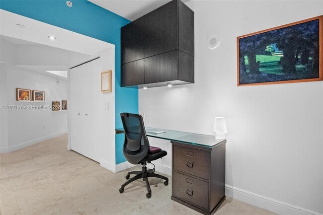 Foto del edificio - 19900 E Country Club Dr