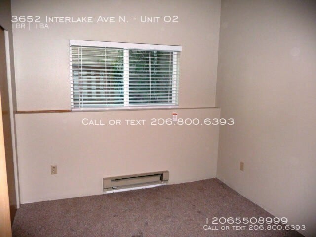 Building Photo - 3652 Interlake Ave N