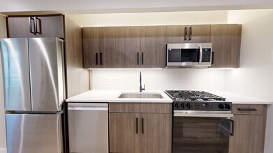 Interior Photo - 322 on North Broad
