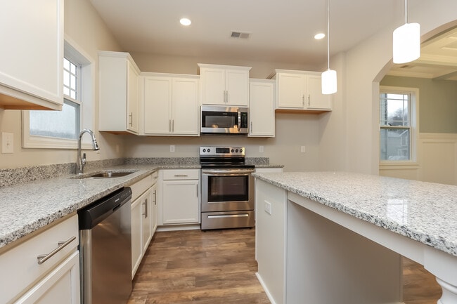 Building Photo - 1217 Black Oak Cir