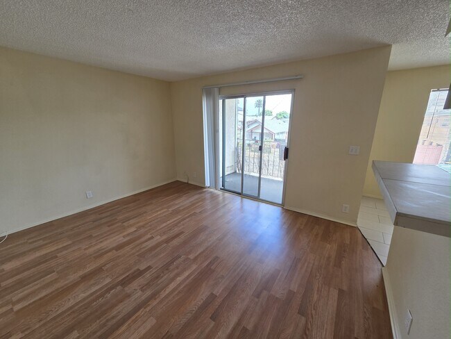 Foto del edificio - 839 Gaviota Ave