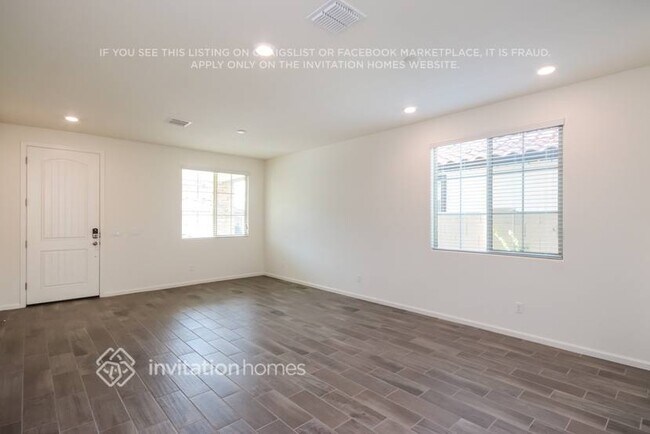 Foto del edificio - 1738 W Lacewood Pl