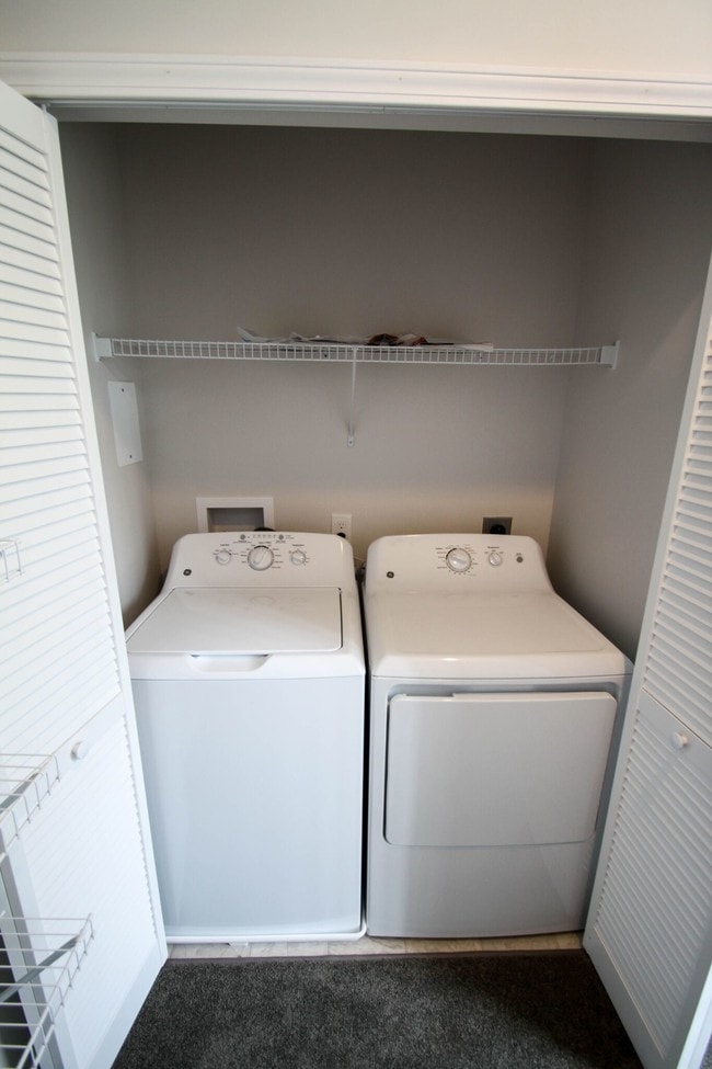 Building Photo - The Americana Apartments