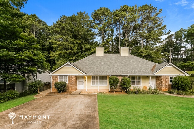 Building Photo - 4947 Farmstead Ct NE