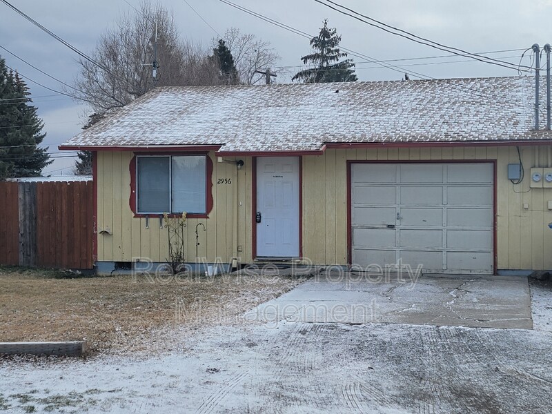 Primary Photo - 2956 SW 23rd St
