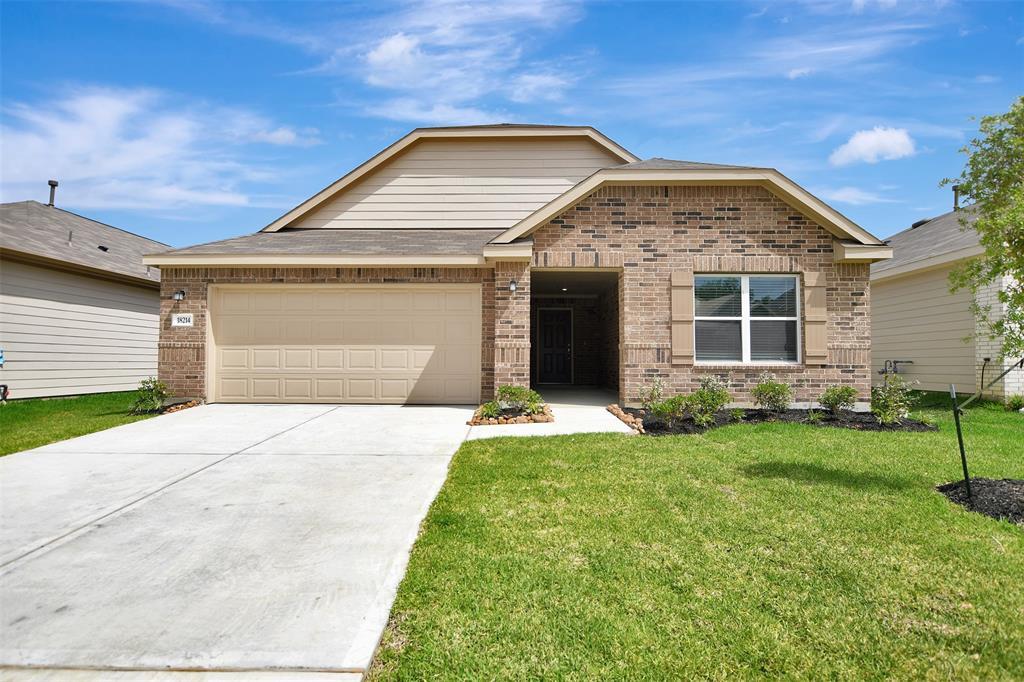 Primary Photo - 18214 Sessile Oak Dr