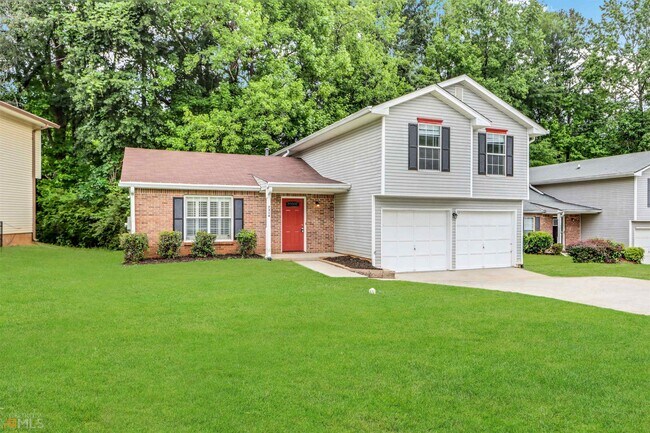 Building Photo - 7314 Drake Ave