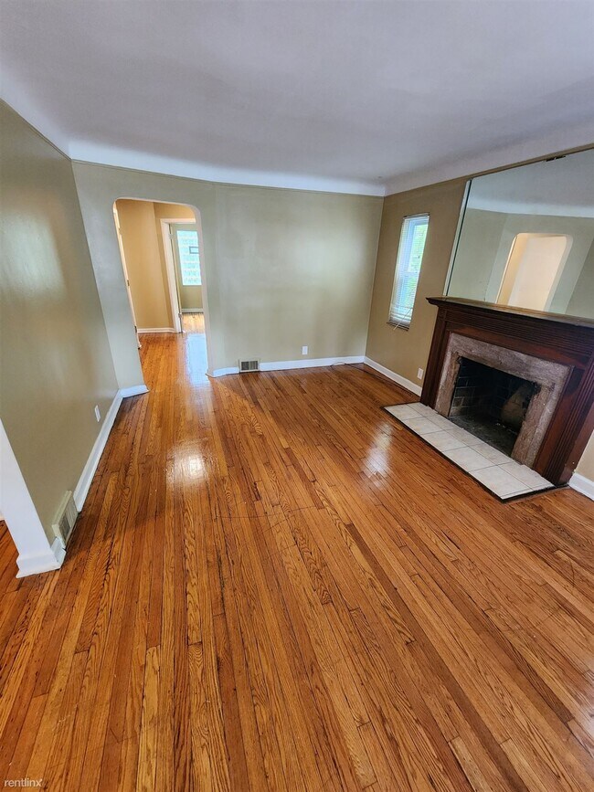 Building Photo - 3 br, 2 bath House - 12565 Payton St
