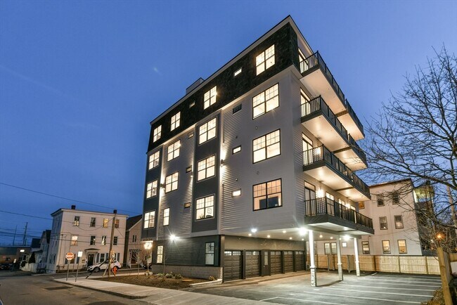 Foto del edificio - 87 Parker St