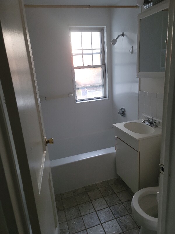 Foto del edificio - 155 Glenwood Ave