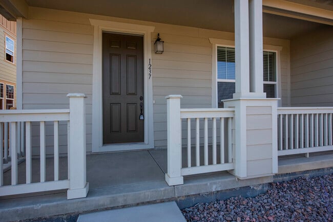 Building Photo - 1237 Shale Way