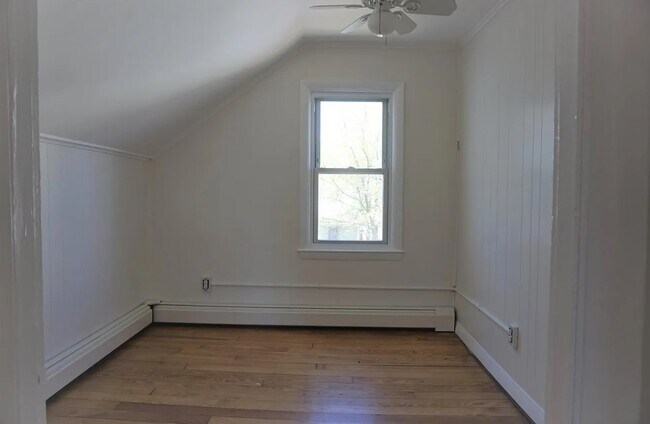 Building Photo - 49 E Transit St