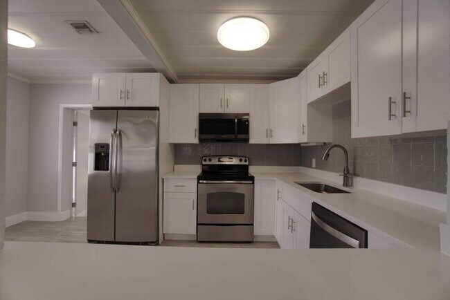 Foto del edificio - 1214 NW 1st Ave