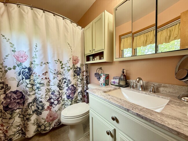 Building Photo - 478 Preston Cir
