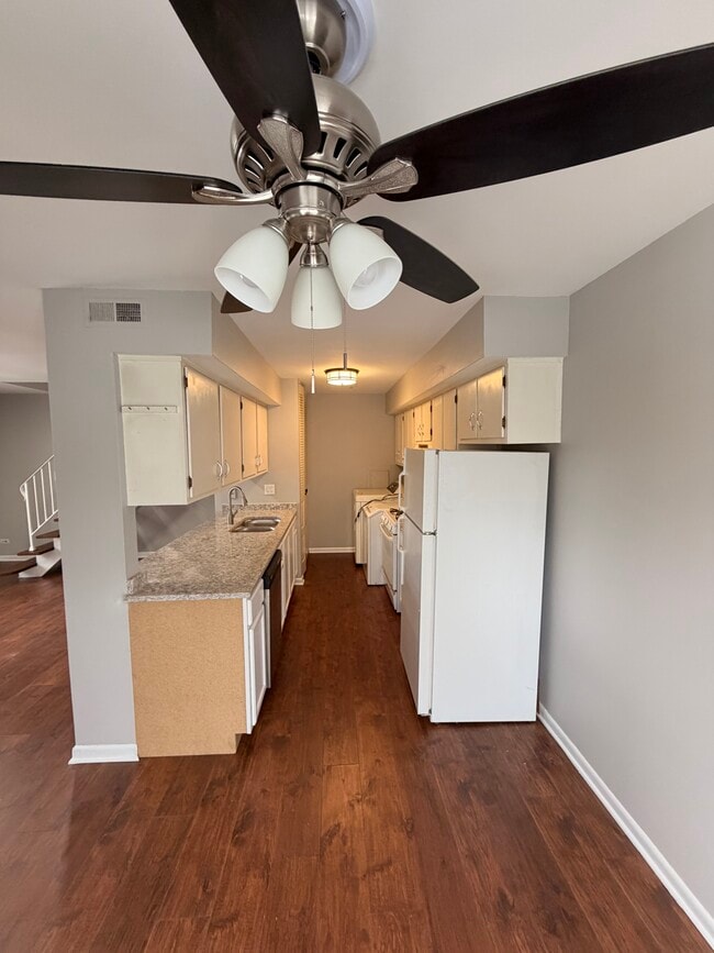 Building Photo - 1593 Cornell Pl