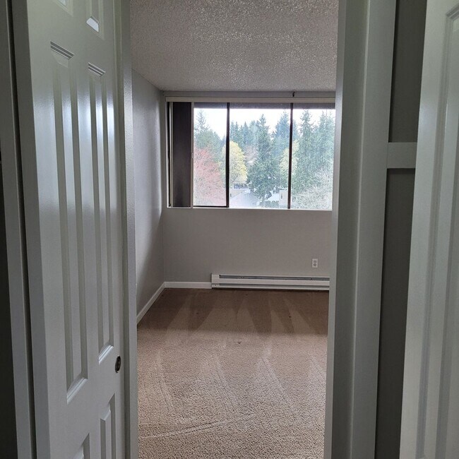 Foto del edificio - 1 Bedroom Townhome in Desirable Sixty-01 D...