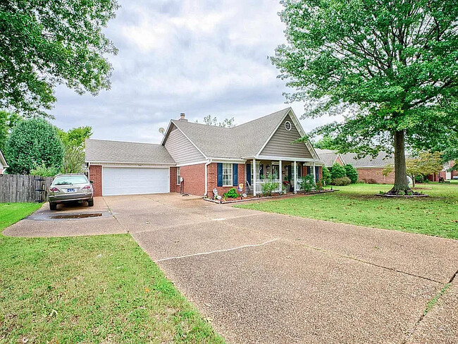 Front View with Huge Driveway - 348 Wolf Run Rd