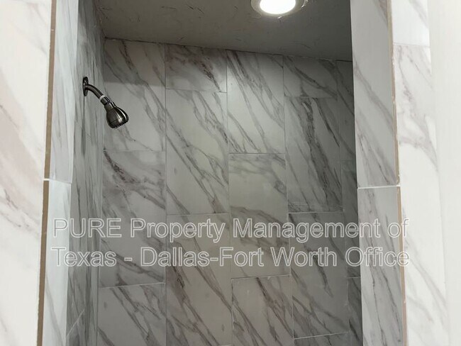 Foto del edificio - 7724 Sagebrush Ct S