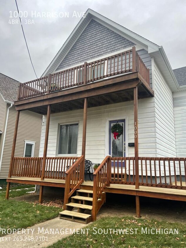 Foto principal - Adorable home in downtown St. Joseph