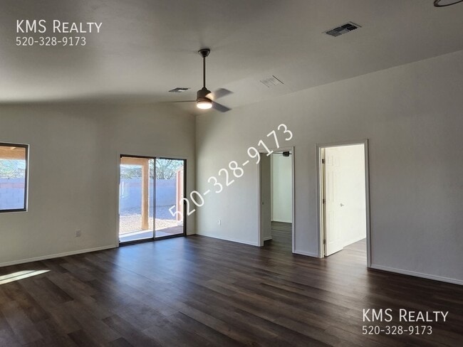 Foto del edificio - 6603 E Ladonna Ln