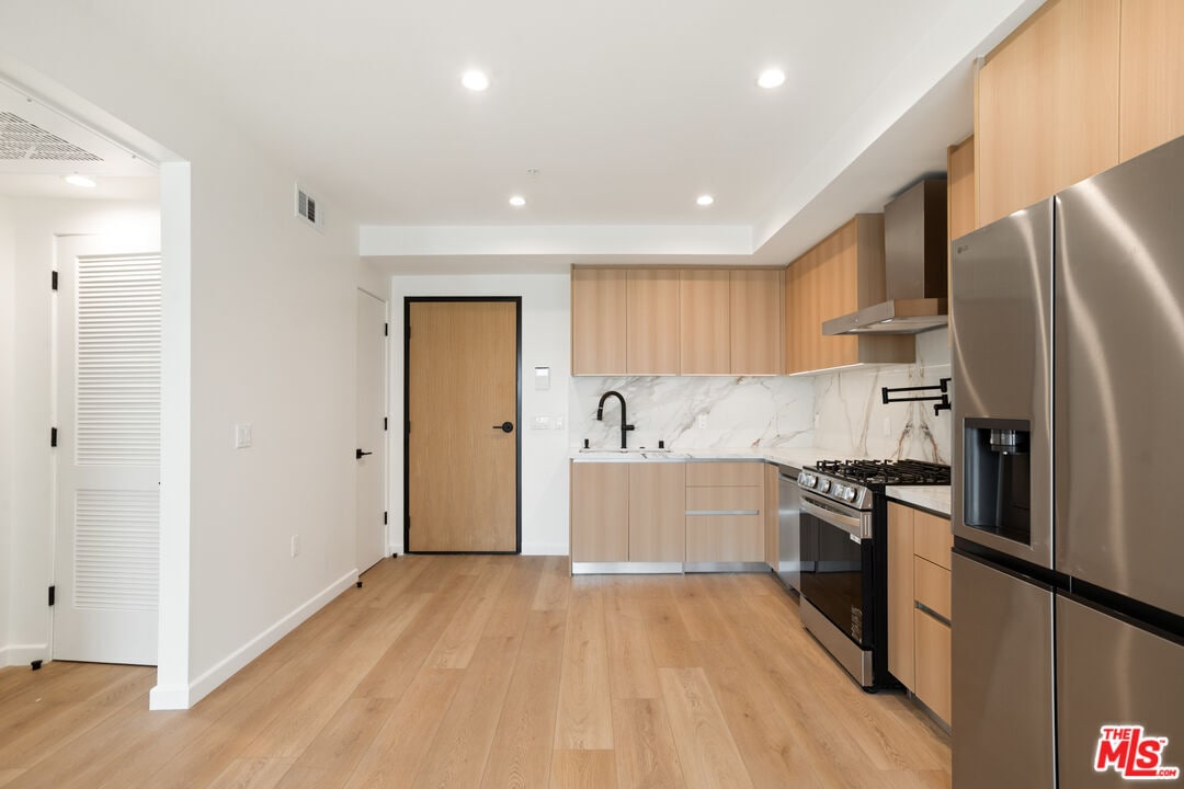 Foto principal - 1414 S Beverly Dr
