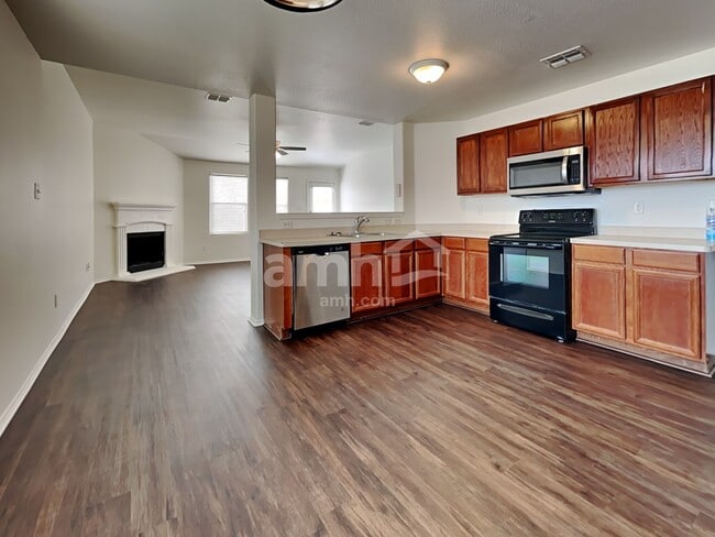 Building Photo - 1246 Yukon Dr