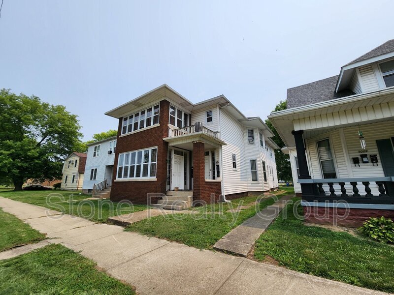 1033 N 7th St Unit 3, Terre Haute, IN 47807 Condo for Rent in Terre