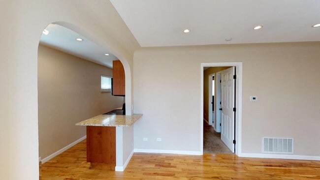 Photo - 3658 Clay St House