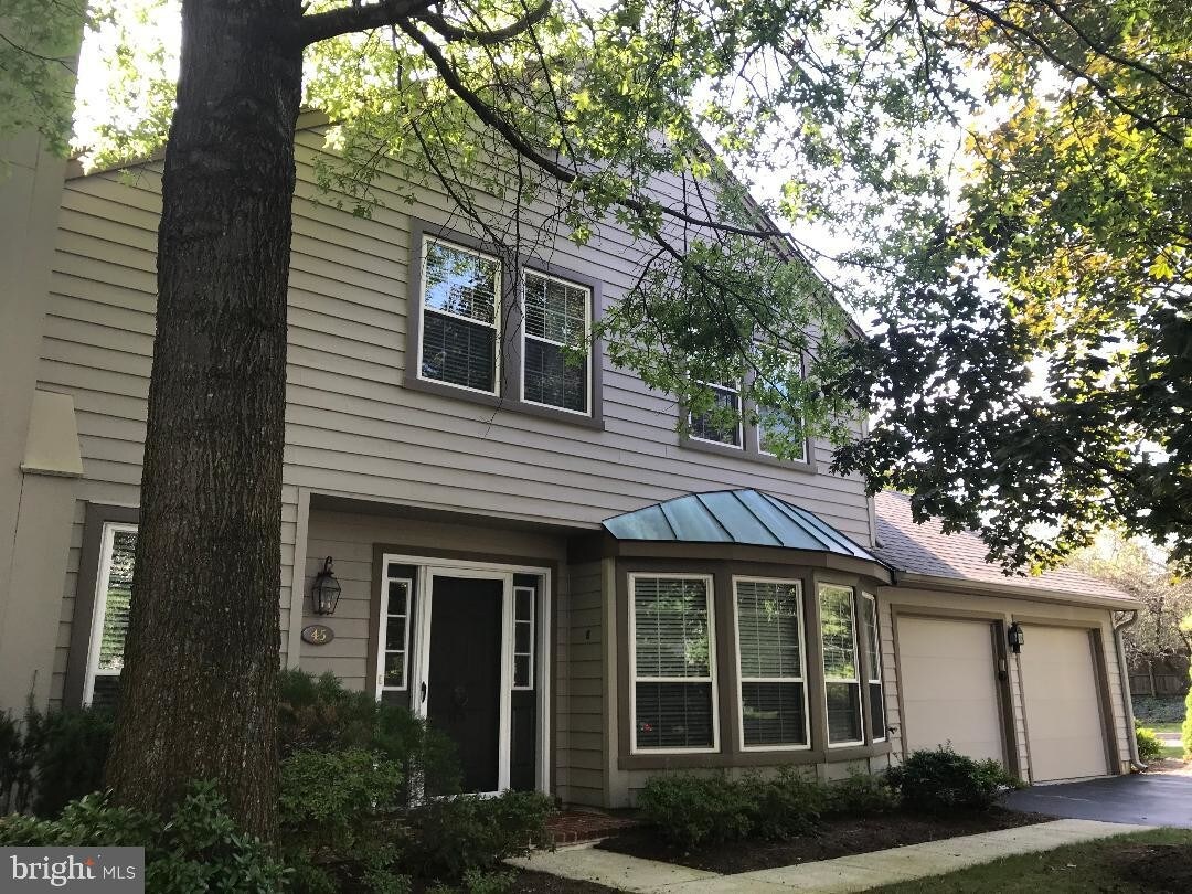 Foto principal - 45 Manchester Ct