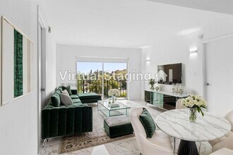 Building Photo - 4164 Inverrary Dr