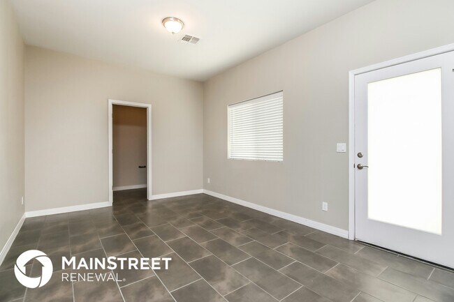 Foto del edificio - 2000 N 36th St