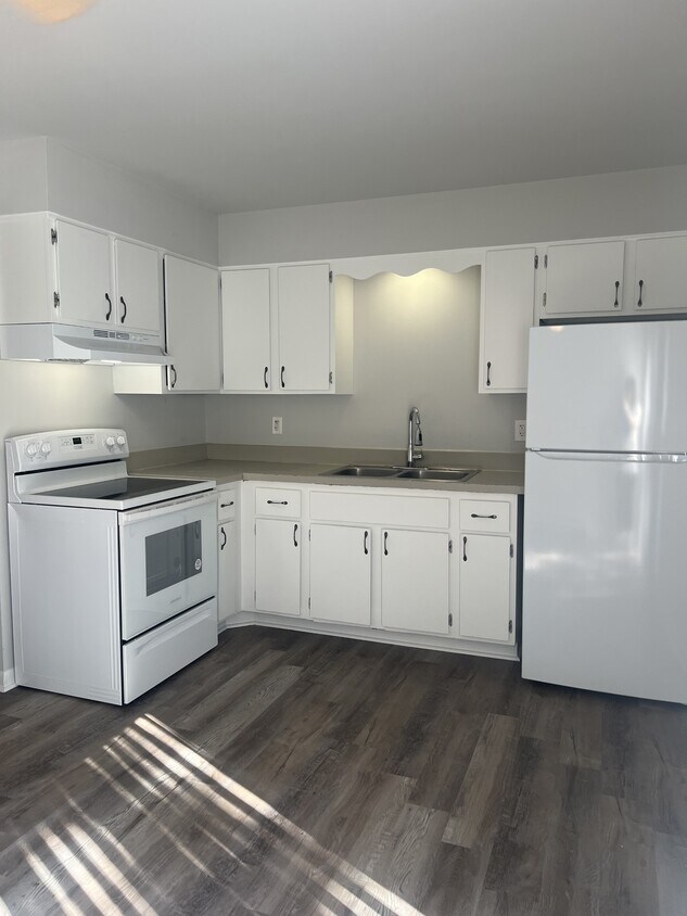 Foto principal - 1674 Molitor Rd
