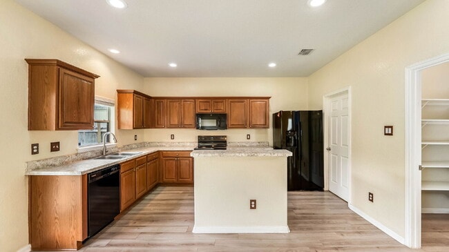Building Photo - 4330 Gambels Quail