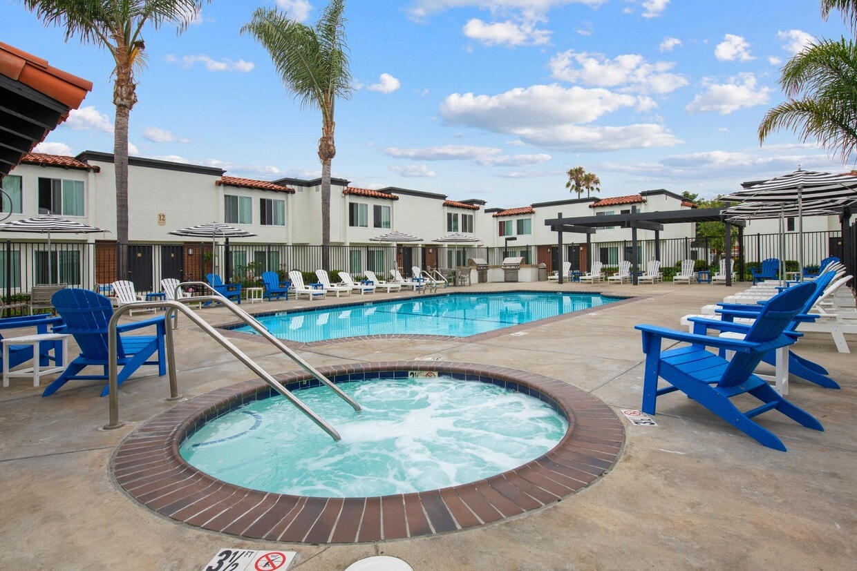 Primary Photo - Huntington Vista