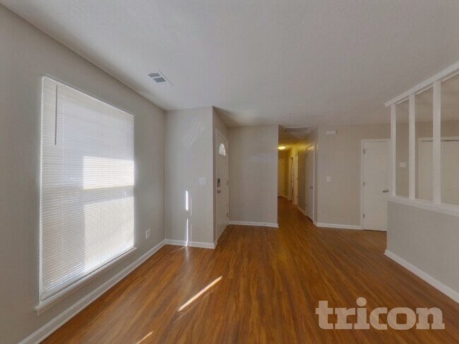 Building Photo - 10107 Cromarty Ln