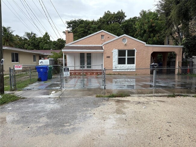 Foto del edificio - 1560 NW 25th Ave