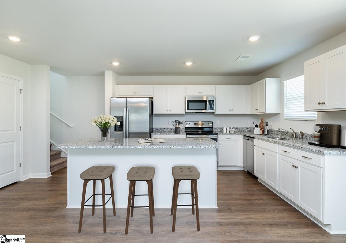 Foto del edificio - 528 Broadrum St